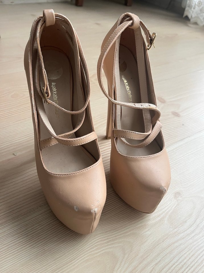 Bej Deri Tokalı Stiletto Topuklu Kadın Ayakkabı - Görsel 3