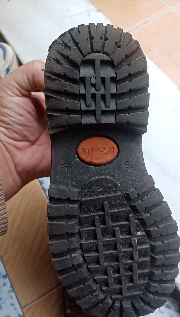 Kahverengi Süet Tokalı Erkek Çocuk Botu - Görsel 3