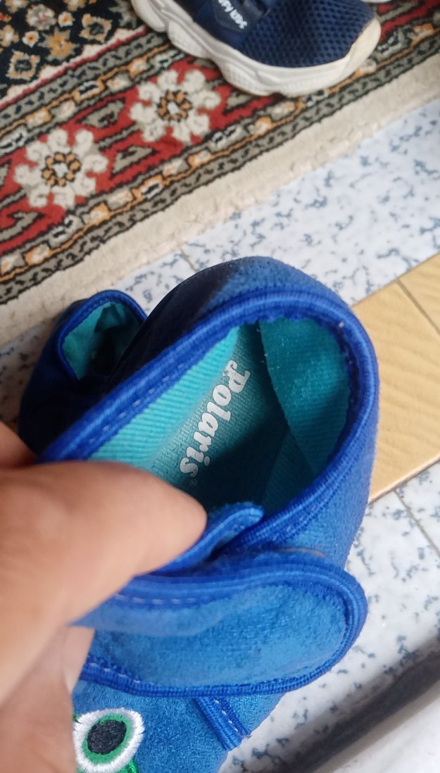 Erkek Çocuk Mavi Kaydırmaz Ev Terliği - Görsel 5