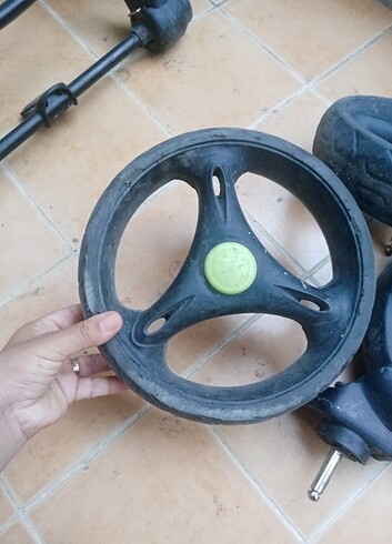 9- 18 kg Beden Bebek arabası için 3 adet tekerlek