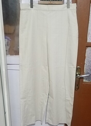 Krem rengi sıfır pantolon 42 beden Gizli fermuar detayı - Görsel 3
