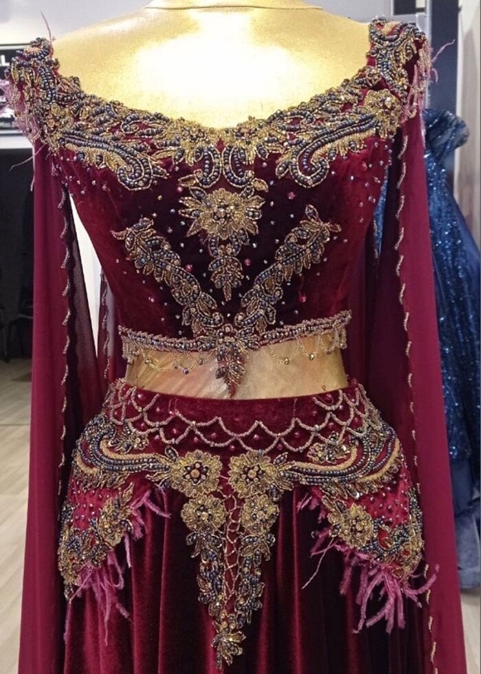 İki parça pelerinli bindallı - Görsel 2