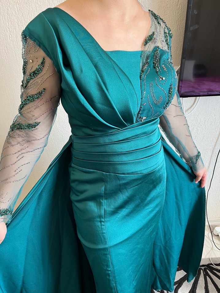 Uzun Turkuaz İşlemeli Kadın Abiye Elbise - Görsel 3