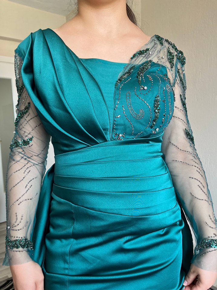 Uzun Turkuaz İşlemeli Kadın Abiye Elbise - Görsel 4