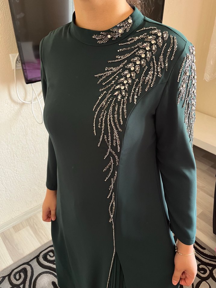 Yeşil Uzun Kollu Nakışlı Abiye Elbise - Görsel 2