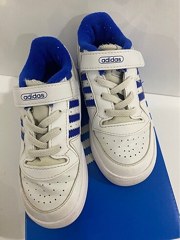 26 Beden beyaz Renk Adidas Çocuk Ayakkabı