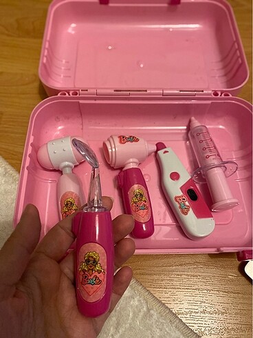  Beden Renk Barbie doktor seti