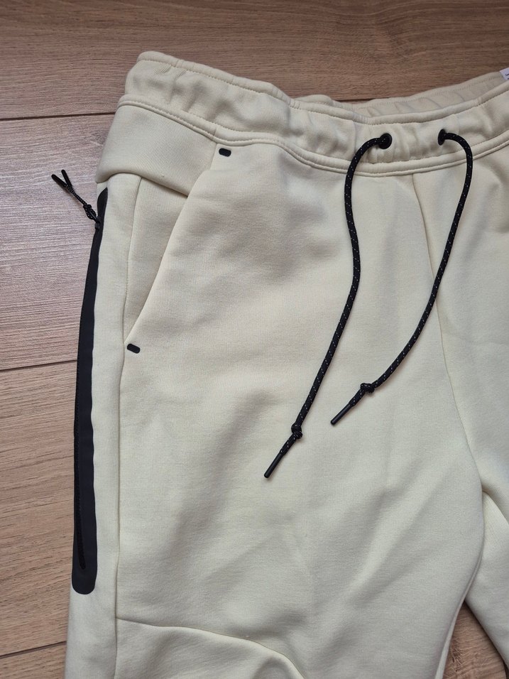 NIKE TECH FLEECE - Görsel 4