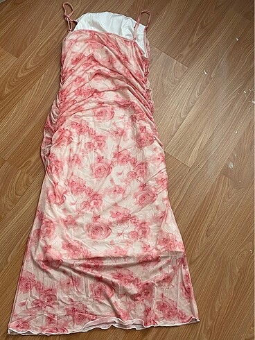 Pembe Askılı Çiçekli Elbise - Görsel 5