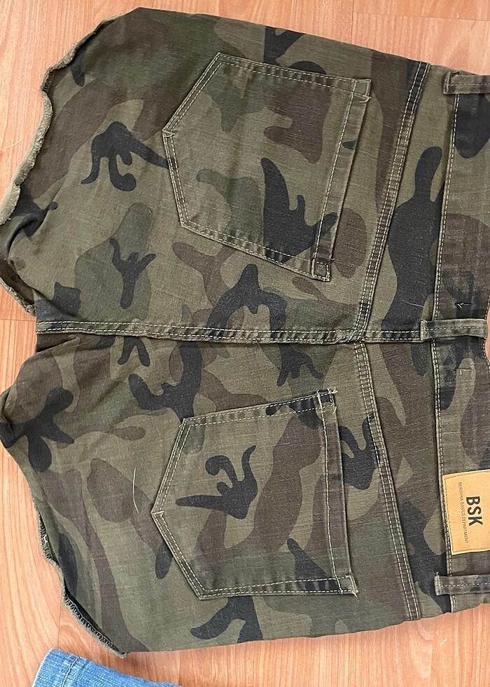 Bershka Şort - Görsel 2