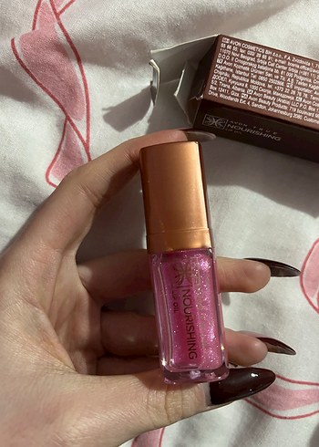 Avon True Besleyici Dudak Yağı - Görsel 2