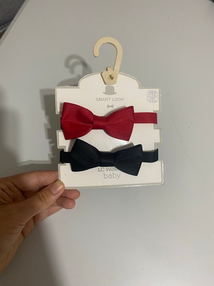 Kırmızı ve Siyah İpek Görünümlü Çocuk Papyon - Görsel 3