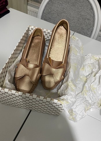 Bej Deri Kadın Dolgu Topuklu Fiyonklu Babet - Görsel 2