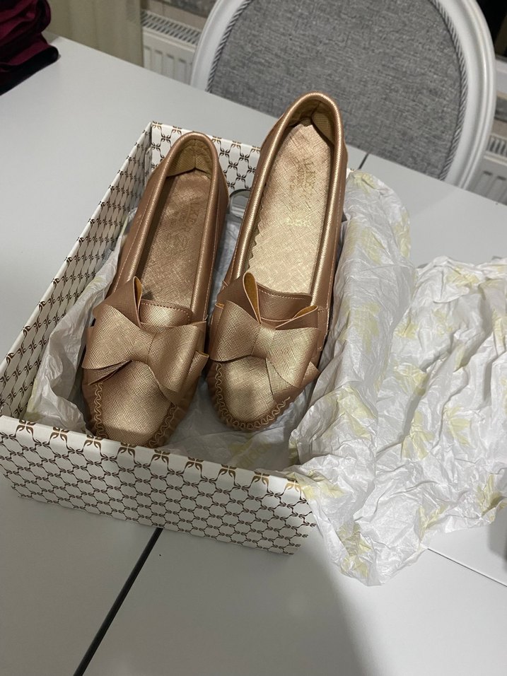 Bej Deri Kadın Dolgu Topuklu Fiyonklu Babet - Görsel 2