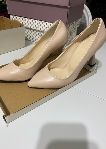 Bej Deri Stiletto Kadın Ayakkabı - Görsel 2