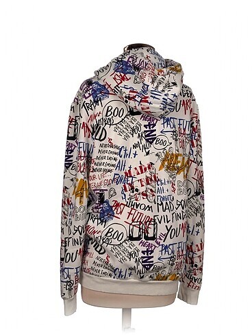 m Beden Bershka Sweatshirt %70 İndirimli.