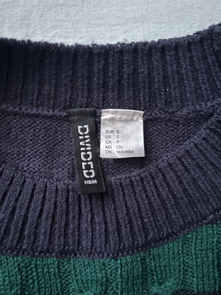 Çizgili Örgü Kadın yelek, Yuvarlak Yaka - Görsel 2