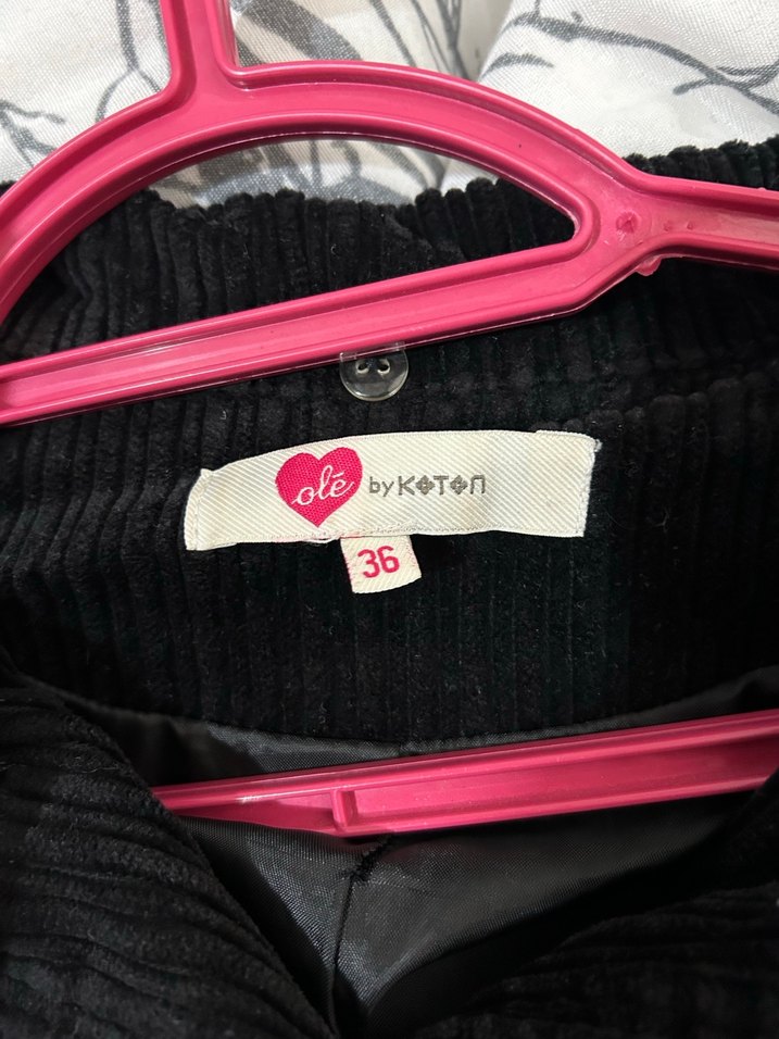 Siyah Kadife Düğmeli Midi Ceket - Görsel 4