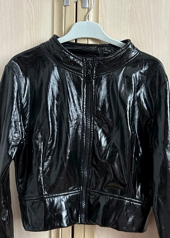 Siyah Parlak Deri Kadın Ceket - Görsel 2