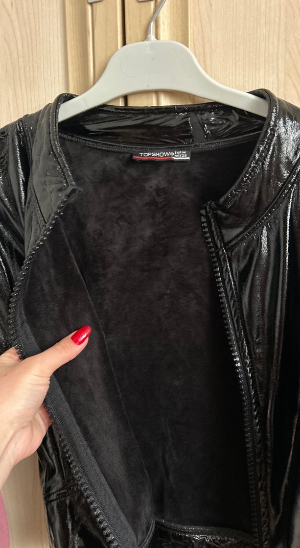 Siyah Parlak Deri Kadın Ceket - Görsel 3