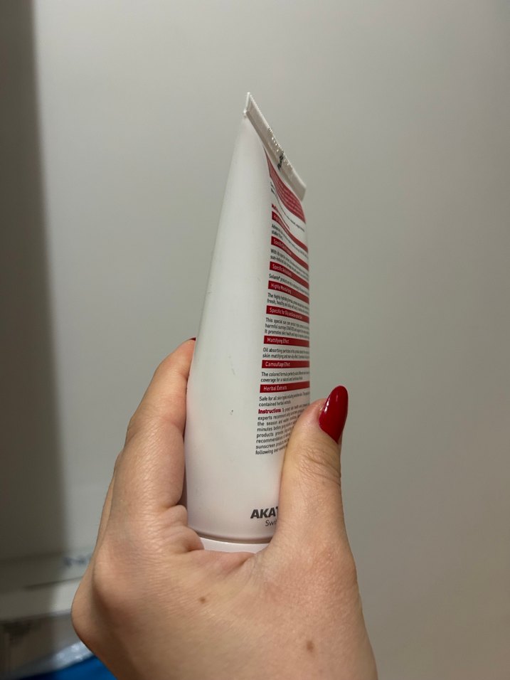 Solante SPF 50+ Uzun Süreli Tonlu Güneş Kremi - Görsel 3