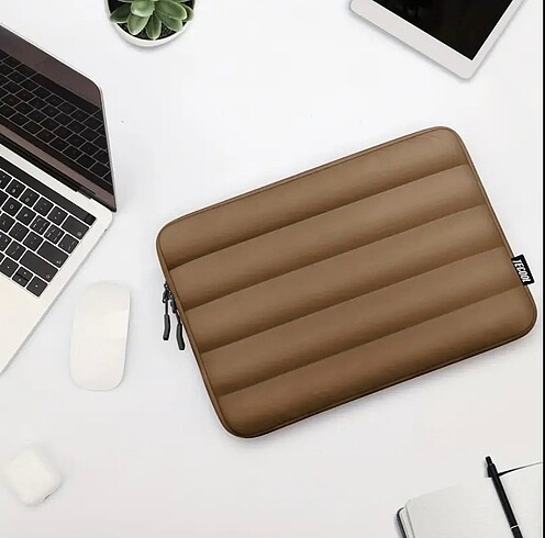15 inc YURTDIŞINDAN LAPTOP ÇANTASI