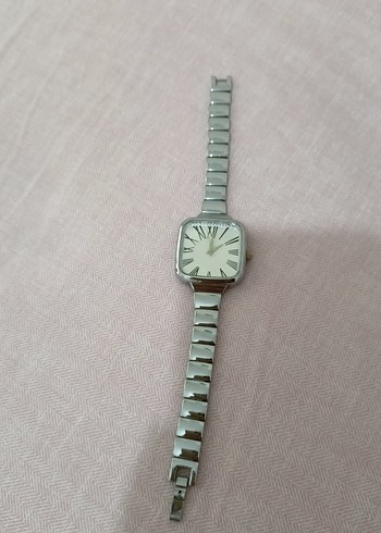Diğer Gri Modern Klasik Kadın Saati
