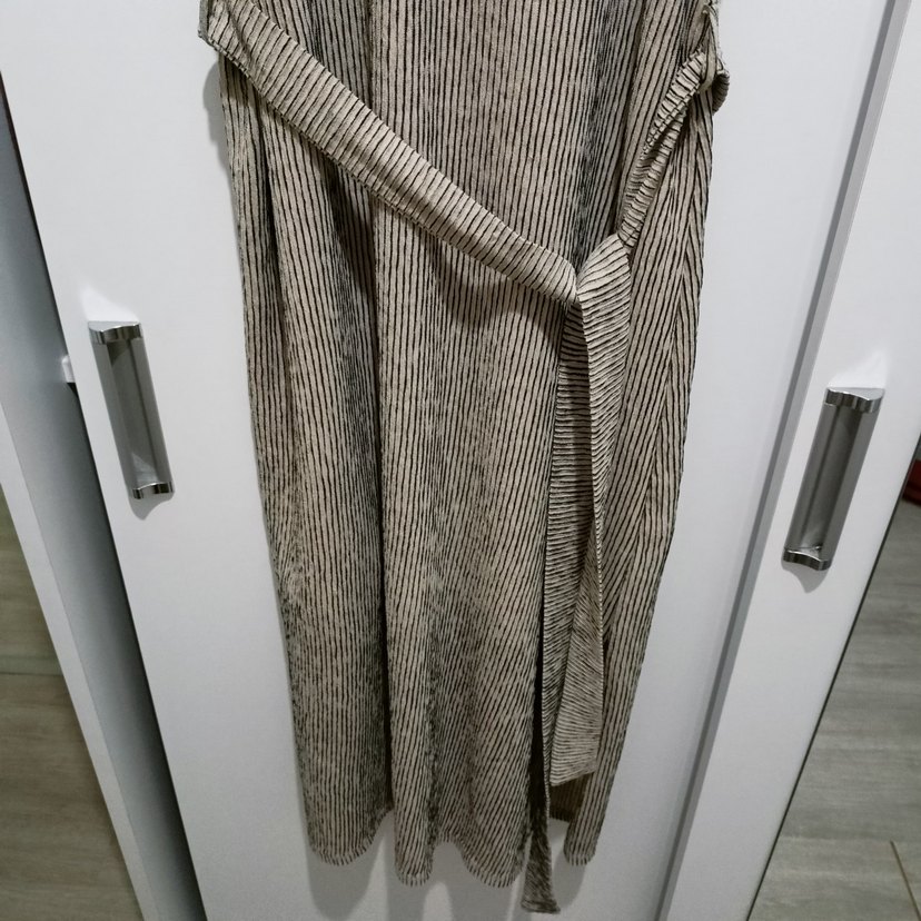 Bej MNG Uzun Elbise - Görsel 4