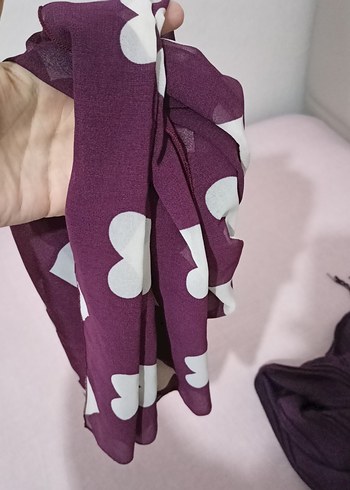 Kadın Mor Pliseli Atkı & Kalp Desenli Şal - Görsel 4