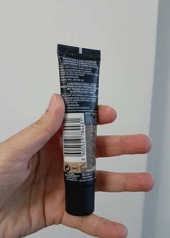 L'Oreal Paris infaillible 24H matte 135 numara - Görsel 3