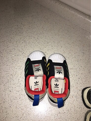 23 Beden çeşitli Renk Adidas Lego Ayakkabı