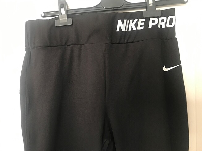 Nike Taytt