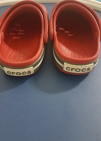 24 Beden kırmızı Renk crocs terlik