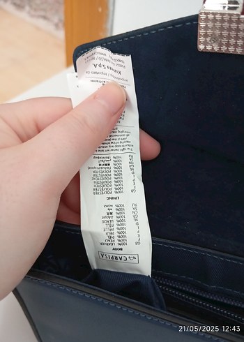 Beden Kadın Lacivert Deri Tokalı Çapraz Çanta