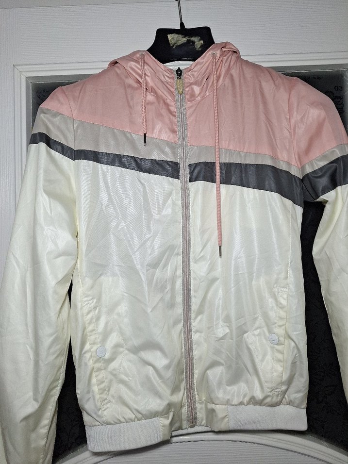 Kapüşonlu Fermuarlı Beyaz Spor Ceket - Görsel 2