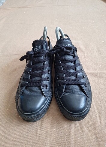37 Beden Deri converse