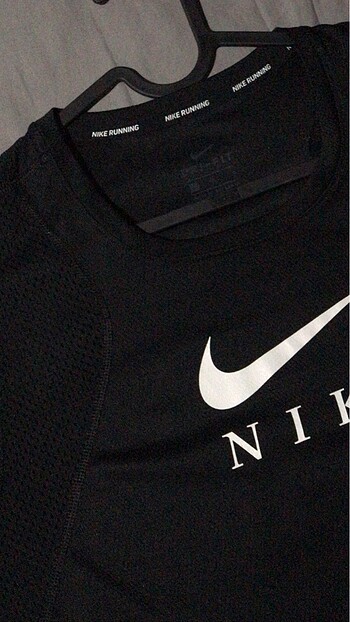 nike tshirt