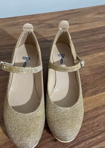 Kız Çocuk Parlak Altın Tokalı Babet - Görsel 5