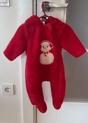 Kız Bebek Kırmızı Kapüşonlu Tulum - Görsel 2