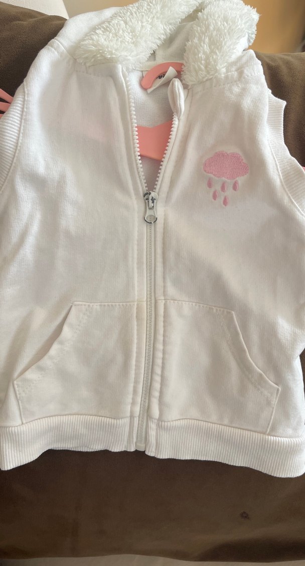 Kız Çocuk Beyaz Kürklü Kolsuz Yelek - Görsel 4