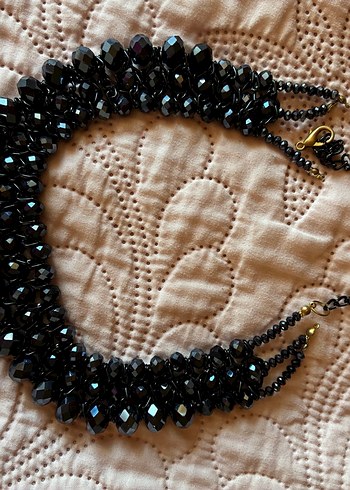 Zara Uzun Siyah Gotik Boncuklu Kolye