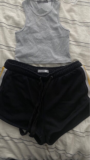 Bershka sort