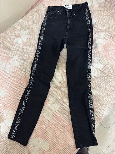 Orijinal calvin klein kadın jean pantolon s beden