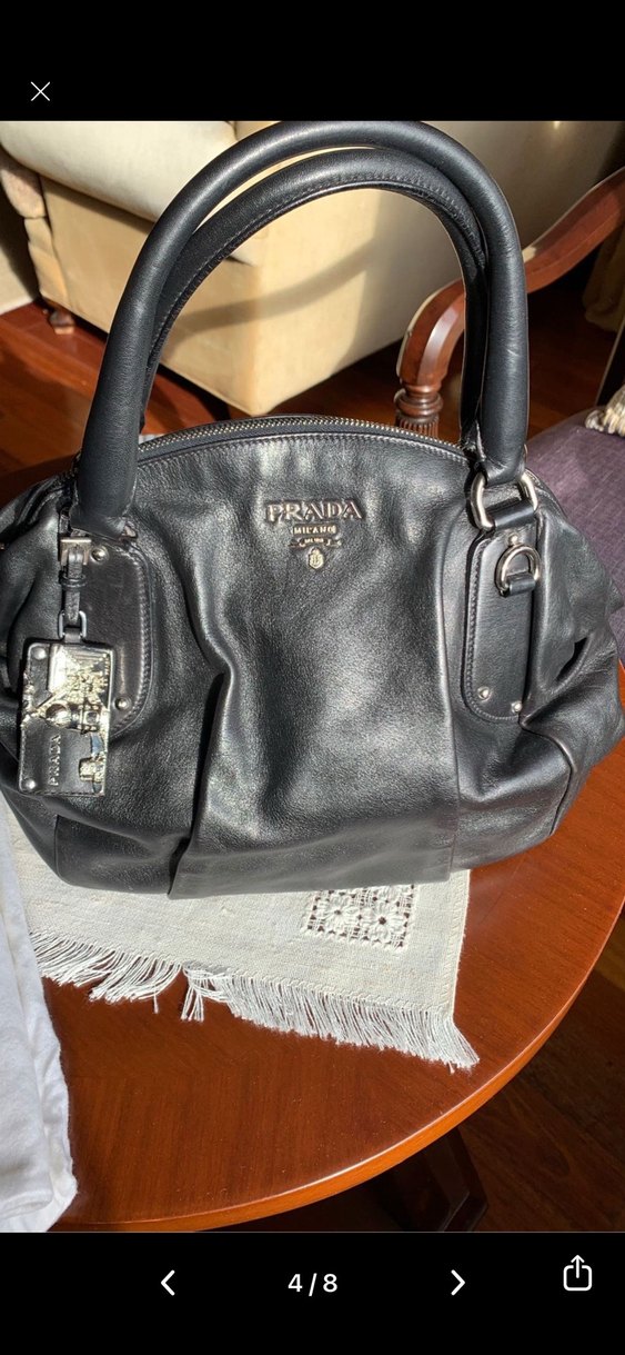 orjinal Prada black vitello daino leather zip - Görsel 4
