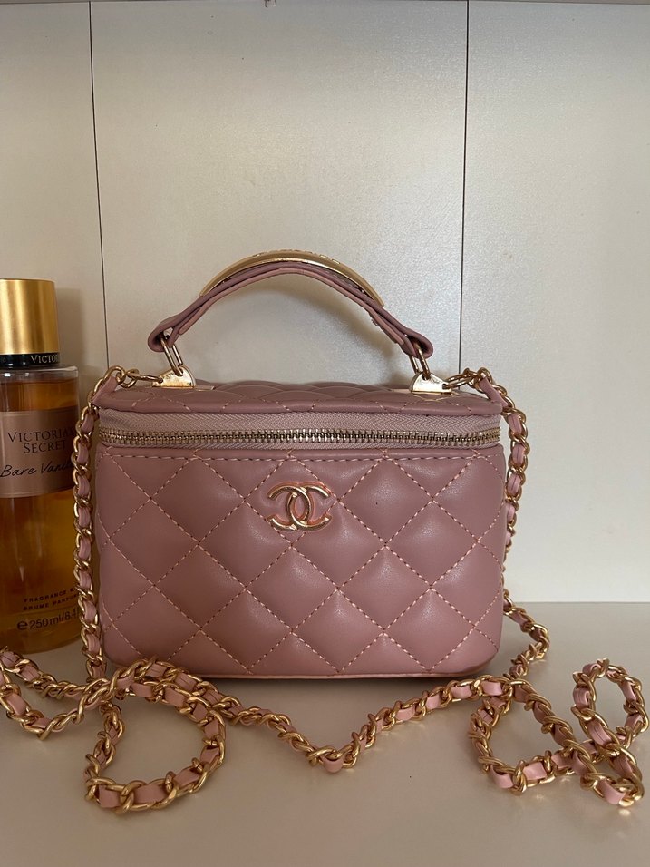 Chanel kutu çanta - Görsel 2