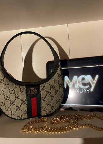 GG siyah kol çantası - Görsel 2