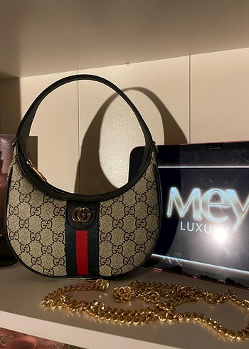 GG siyah kol çantası - Görsel 3