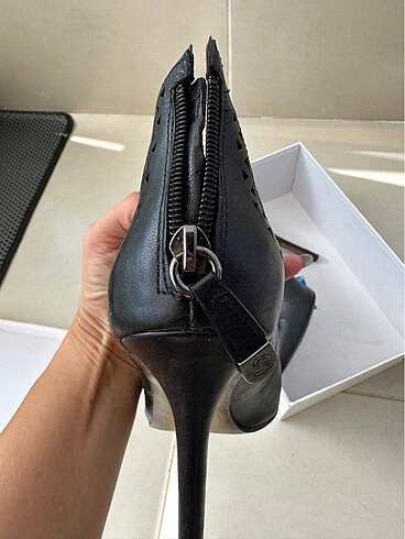37 Beden Guess marka bootie ayakakabı