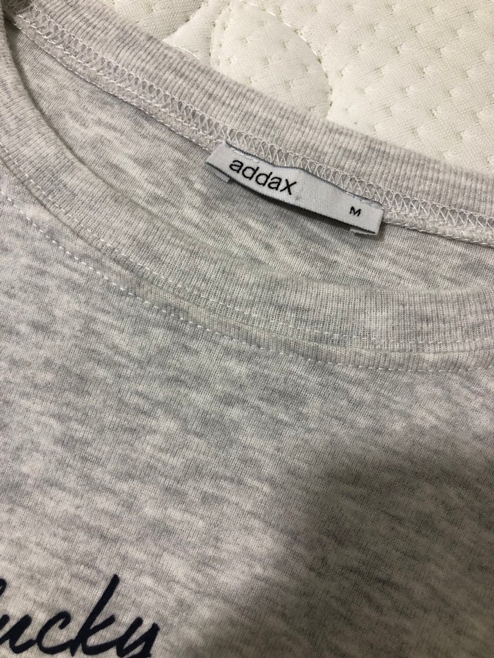 Gri Baskılı Kısa Kollu Kadın Tişört - Görsel 3