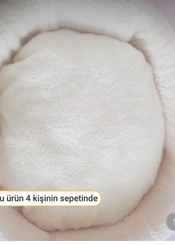 beyaz kedi yatagi yenidir hic kullanilmadi